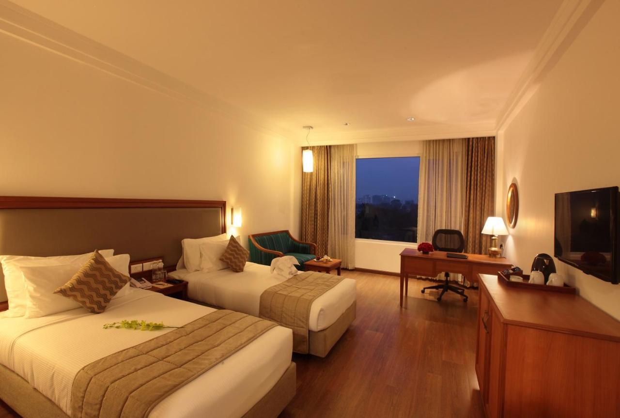 Monsoon Empress Kochi Hotel Kültér fotó