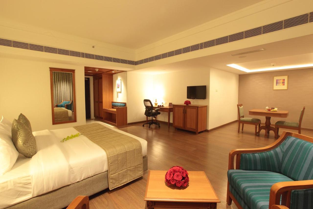Monsoon Empress Kochi Hotel Kültér fotó